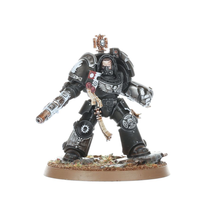 Space Marines: Captain In Terminator Armour